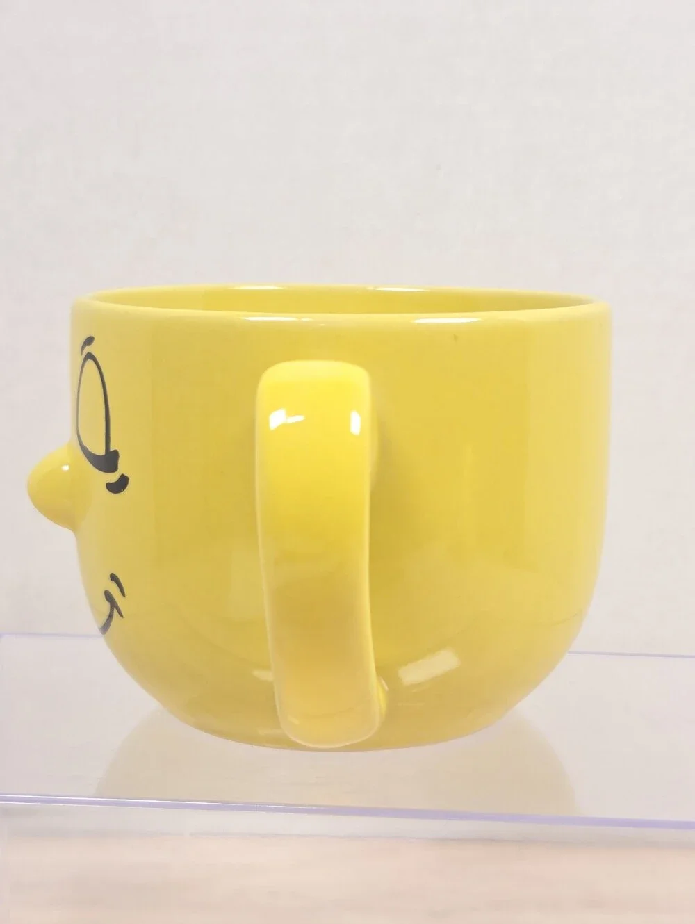 Dolce Vita Home Collection Yellow 12 oz Mug Smiling Face 3D Nose Stoneware Cup
